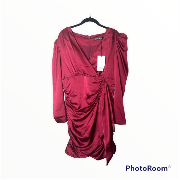 NWT LAVISH ALICE Red Satin Long Sleeve V Neck Ruched Mini Dress Size 14 Cocktail - Picture 10 of 11